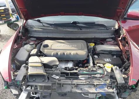 2018 Jeep Cherokee Latitude 4X4 from USA, damaged, VIN 1C4PJMCB1JD601329